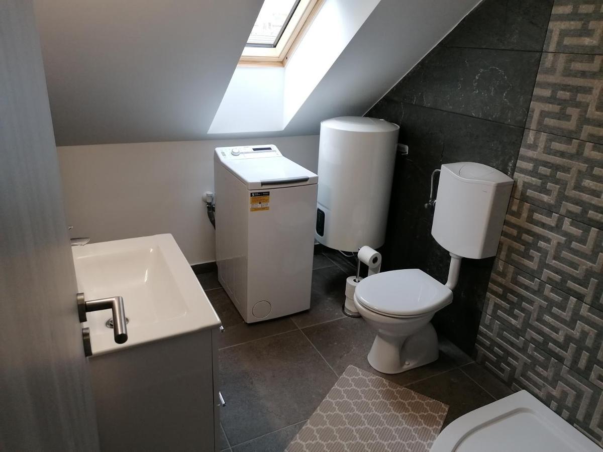 Mohacs Apartman Esterno foto