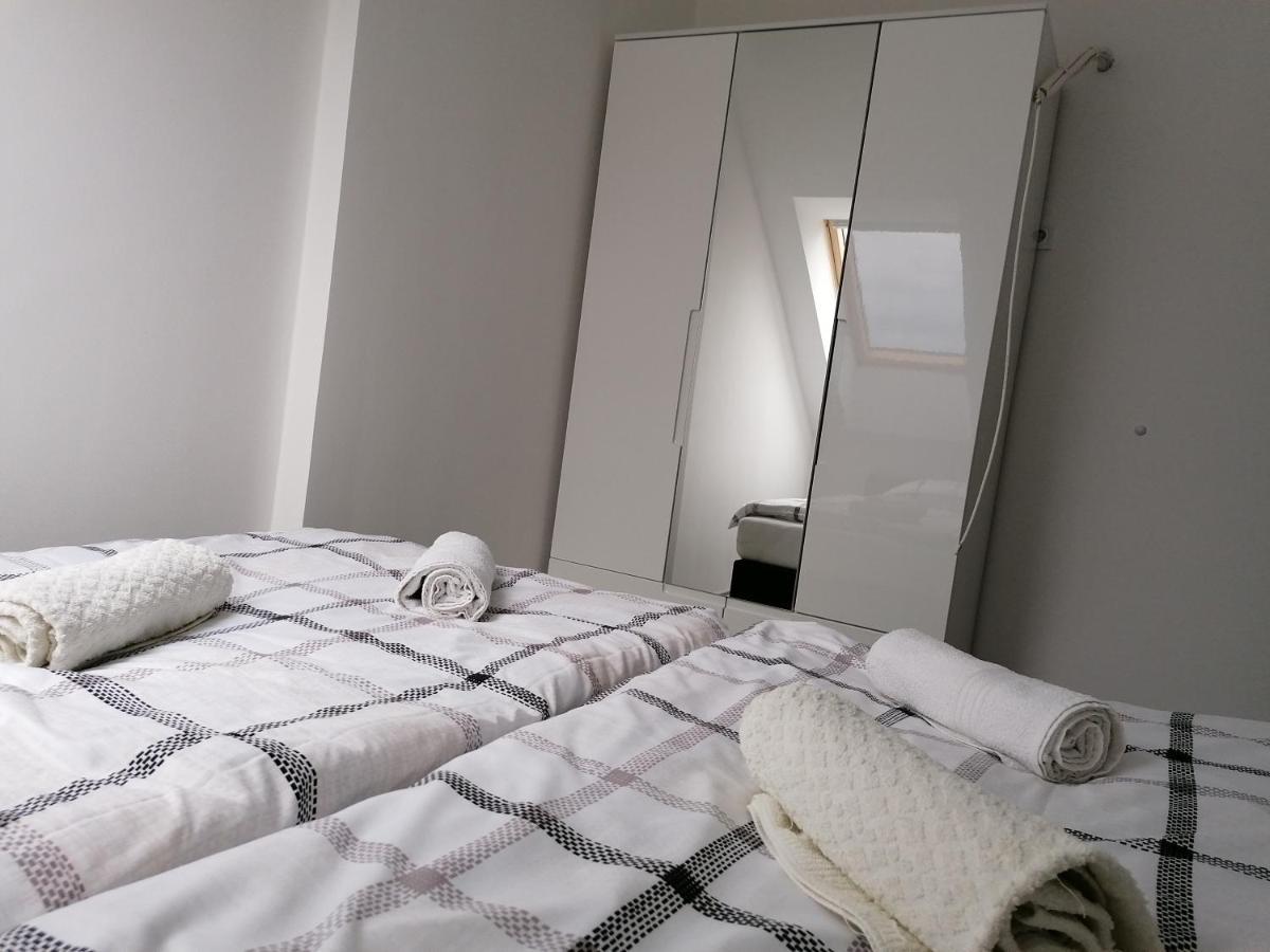 Mohacs Apartman Esterno foto