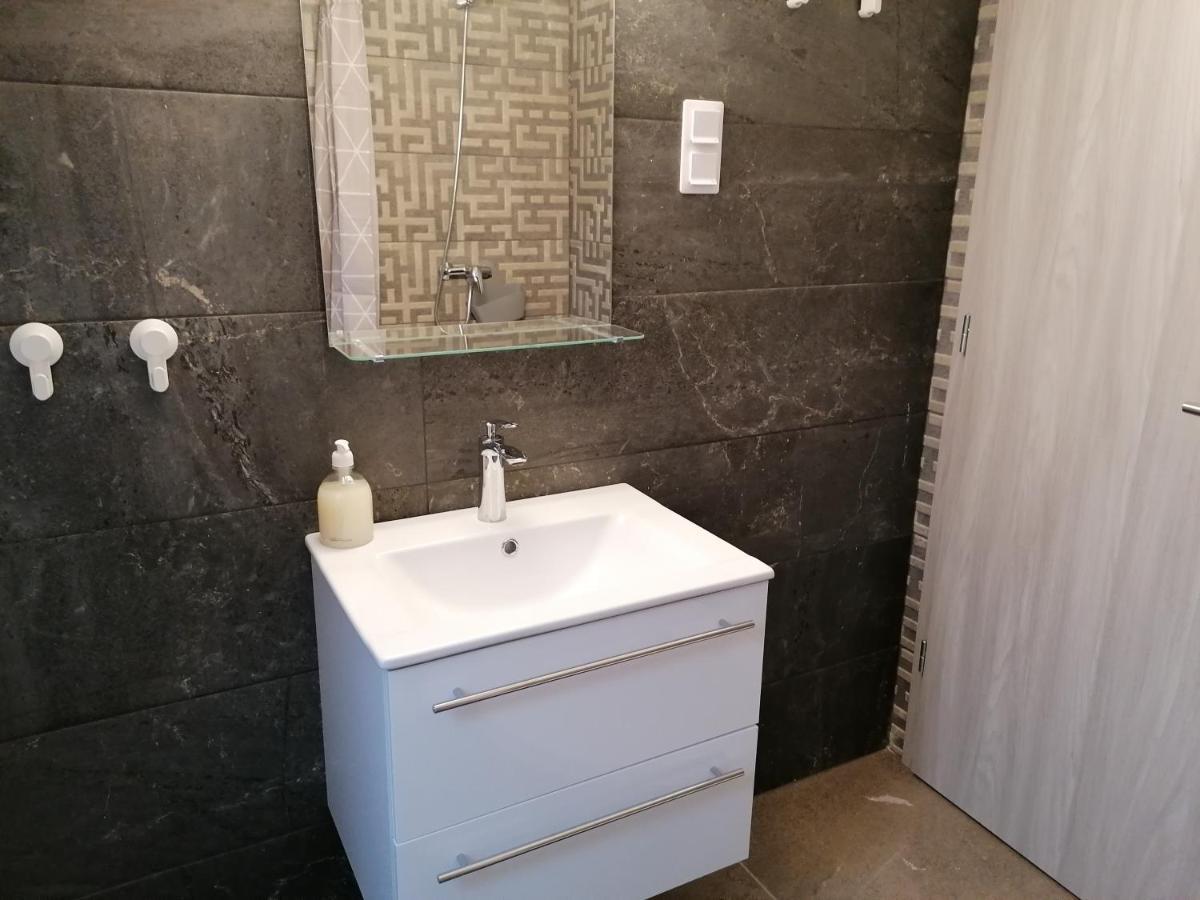 Mohacs Apartman Esterno foto
