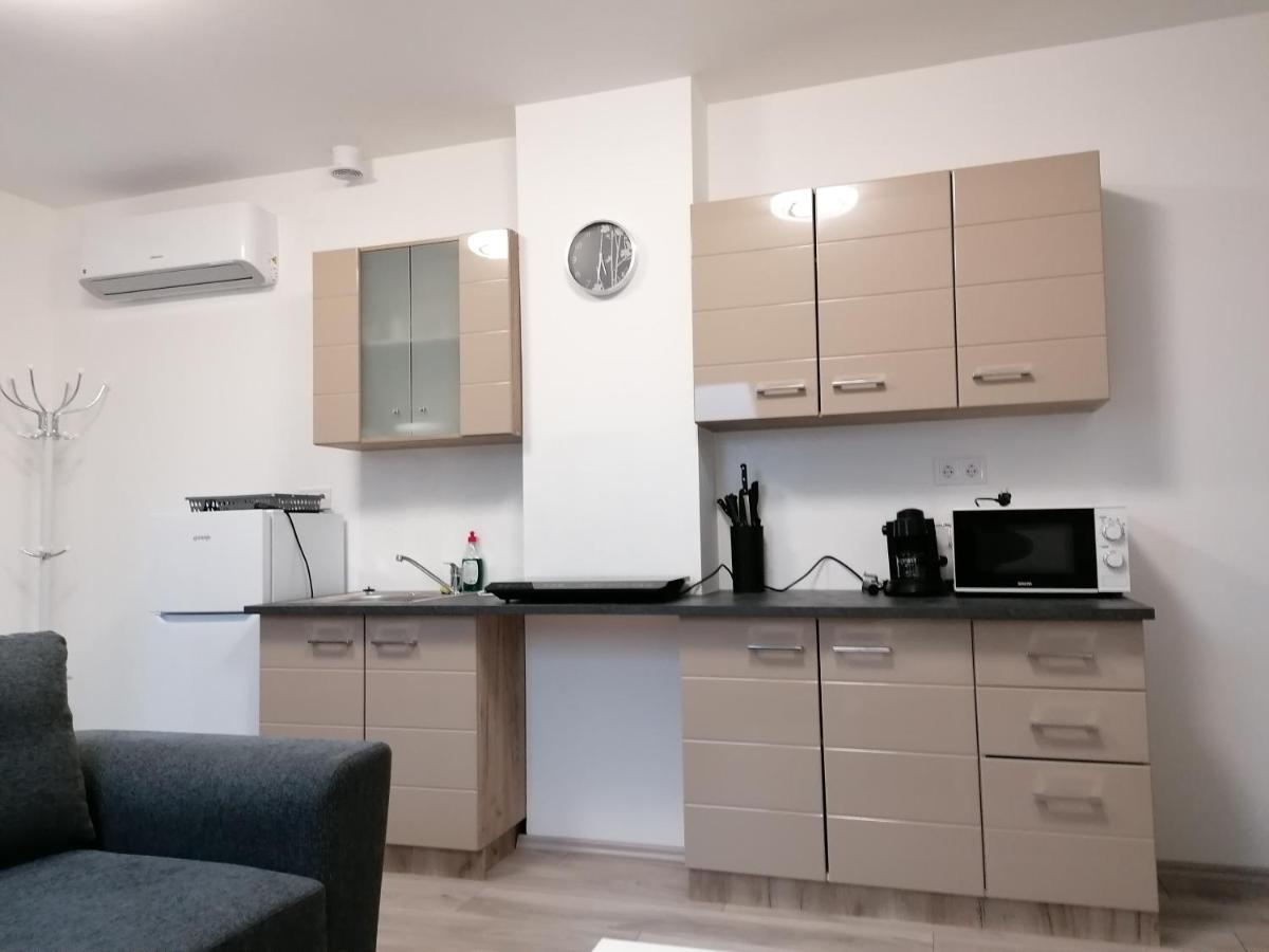Mohacs Apartman Esterno foto