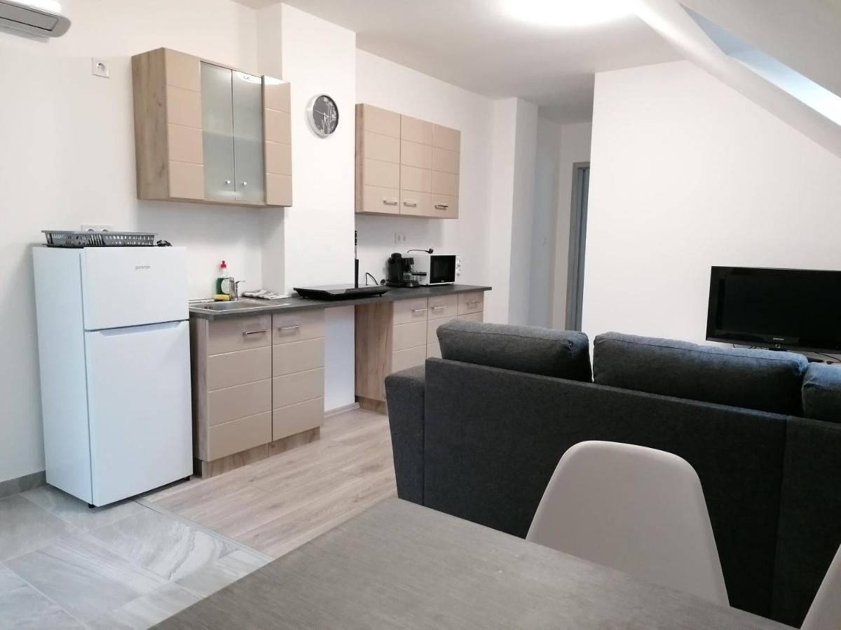 Mohacs Apartman Esterno foto
